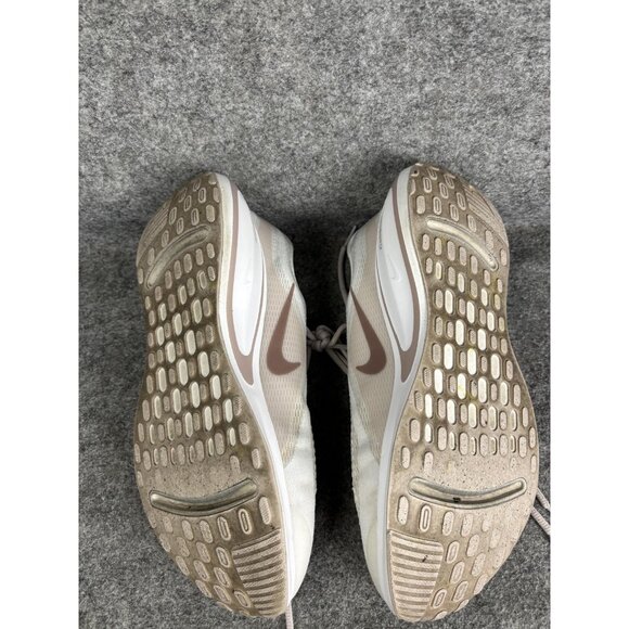 Nike Running Shoes Womens Size 11 White Pink Lightweight Training Athletic - Picture 7 of 7